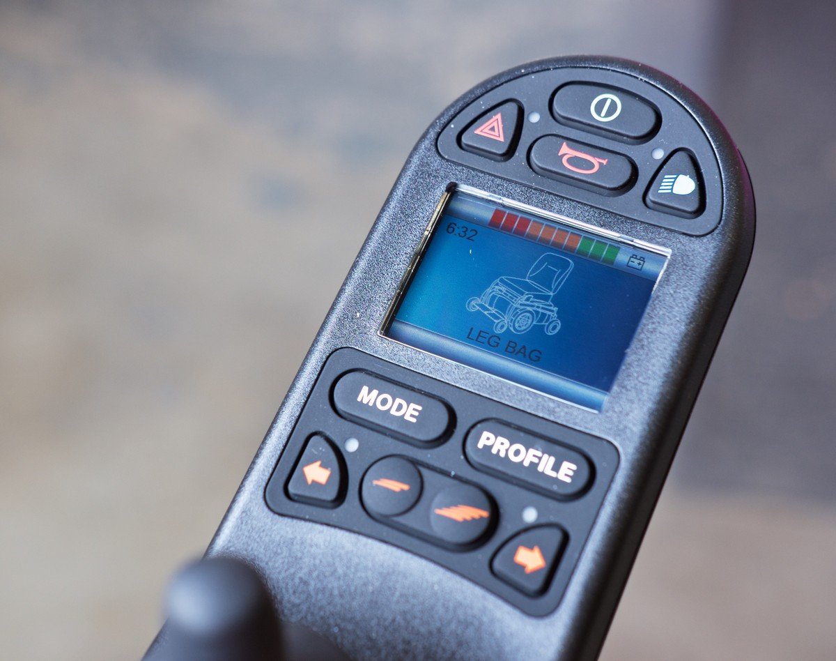 Power Wheelchair Controller Systems What’s the difference? GTK